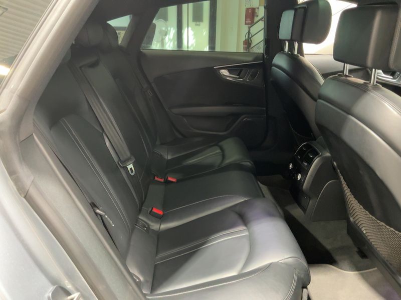 Audi A7 Sportback 3.0 V6 TDI ultra Avus — zdjęcie 14