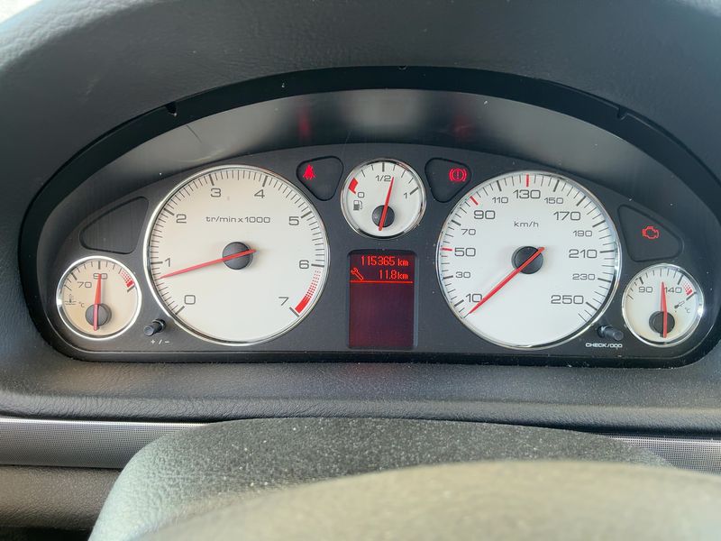 Peugeot 407 2.0 Sport — zdjęcie 13