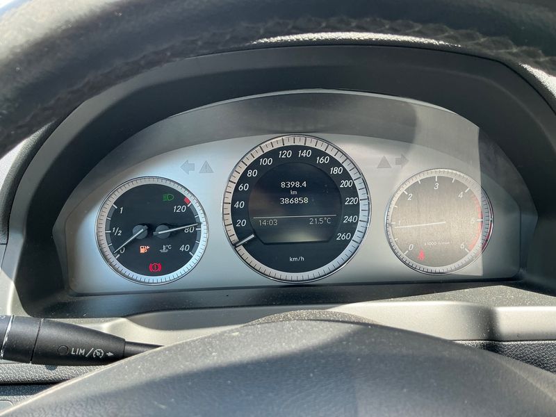 Mercedes-Benz C-Klasse C 220 CDI T Avantgarde — zdjęcie 13
