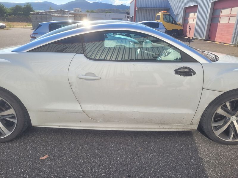 Peugeot RCZ 1.6 THP Basis — zdjęcie 7