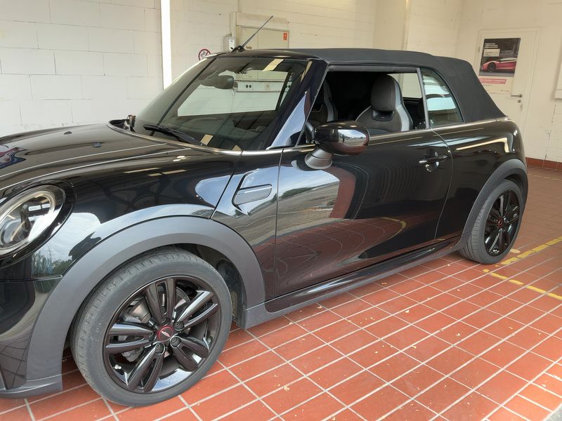 MINI Cabrio Cooper John Cooper Works Trim — zdjęcie 2