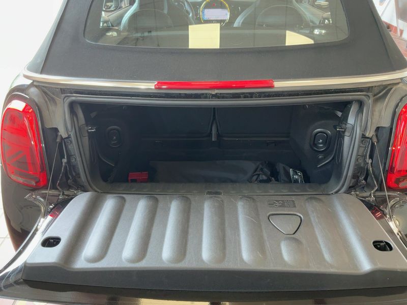 MINI Cabrio Cooper John Cooper Works Trim — zdjęcie 10
