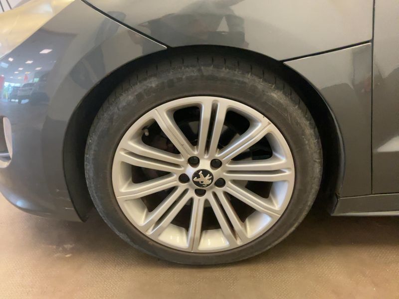Peugeot RCZ 2.0 HDi Basis 2010 – снимка 3