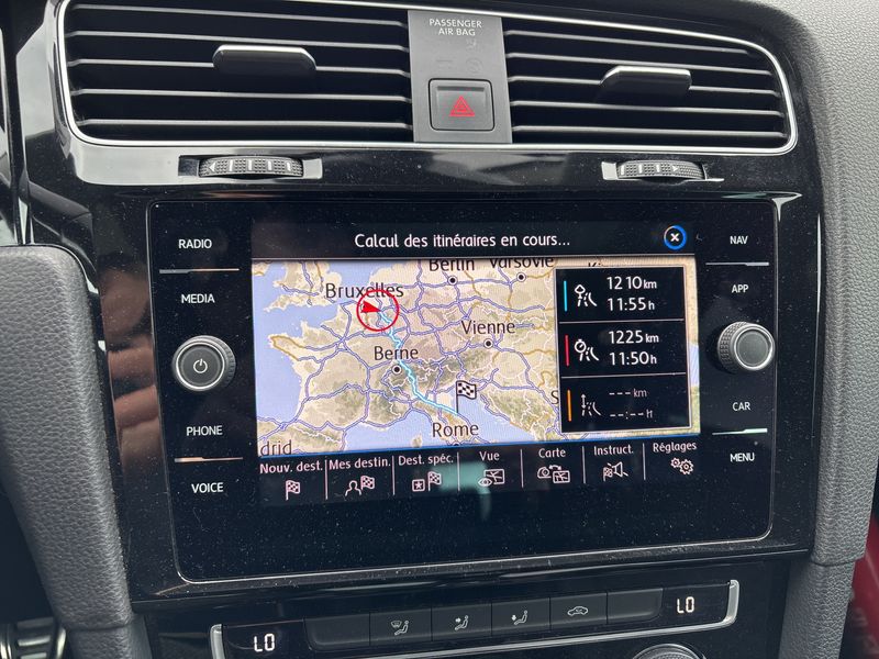 Volkswagen Golf VII 1.0 TSI Join — zdjęcie 13