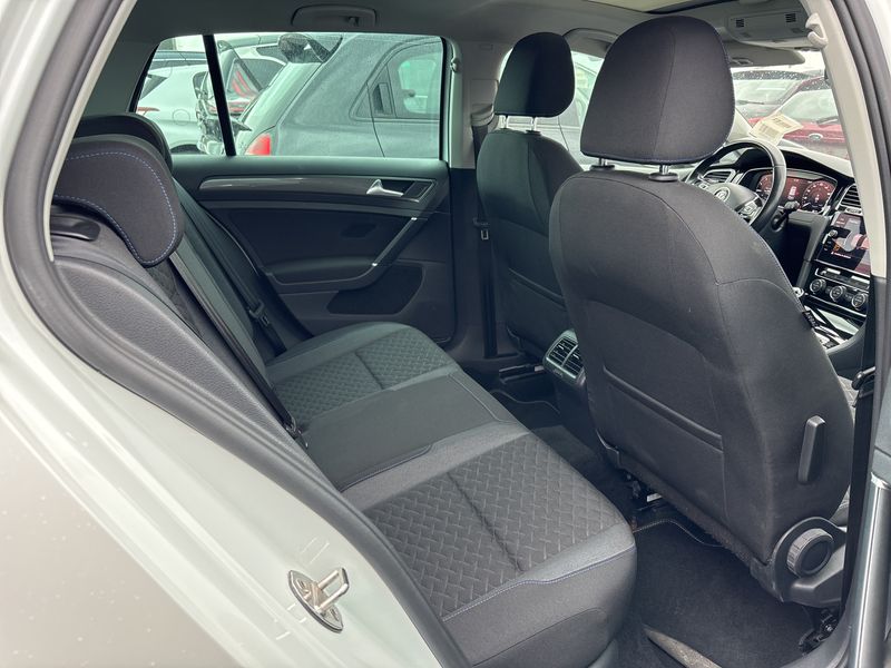 Volkswagen Golf VII 1.0 TSI Join — zdjęcie 14