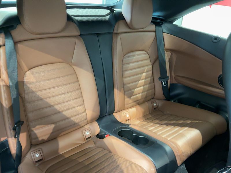 Mercedes-Benz C-Klasse C 300 AMG Line — zdjęcie 14
