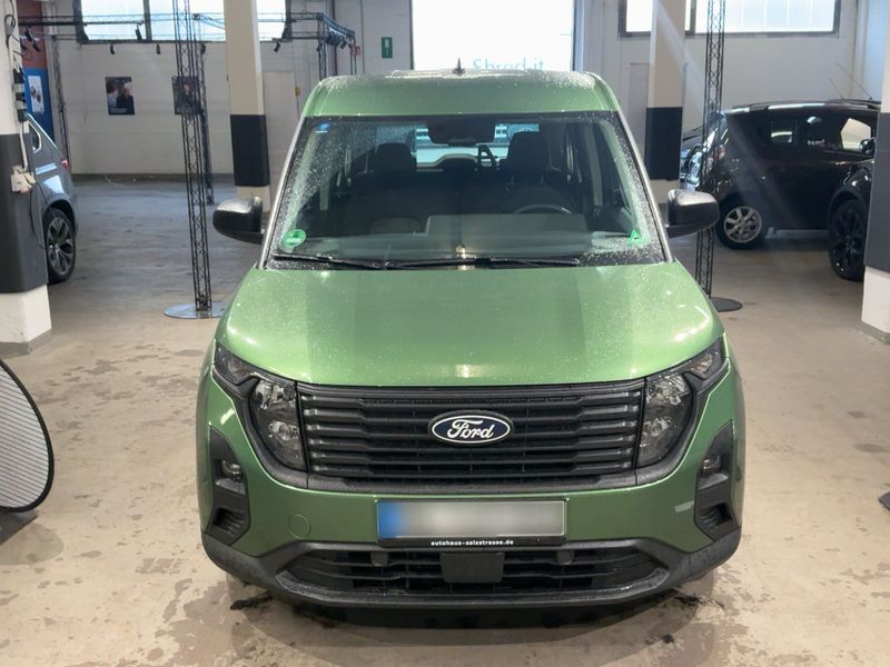 Ford Tourneo Courier 1.0 EcoBoost Trend — zdjęcie 9