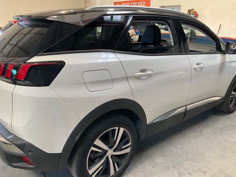 Peugeot 3008 1.2 PureTech Allure Business photo Peugeot 3008 1.2 PureTech Allure Business