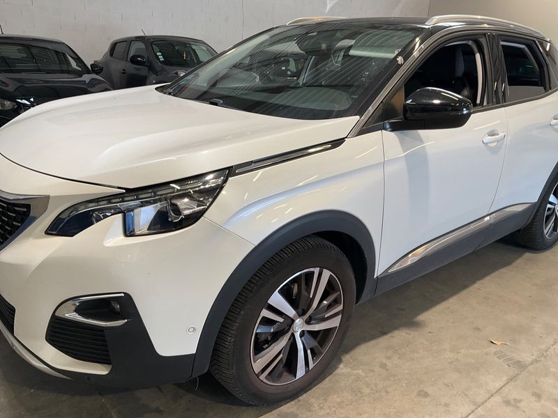 Peugeot 3008 1.2 PureTech Allure Business photo Peugeot 3008 1.2 PureTech Allure Business