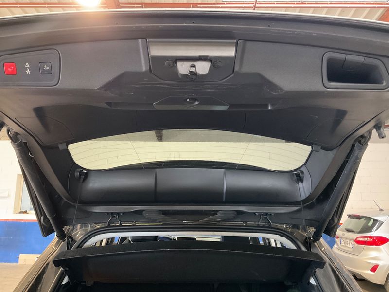 Peugeot 3008 1.2 PureTech Allure Business photo Peugeot 3008 1.2 PureTech Allure Business