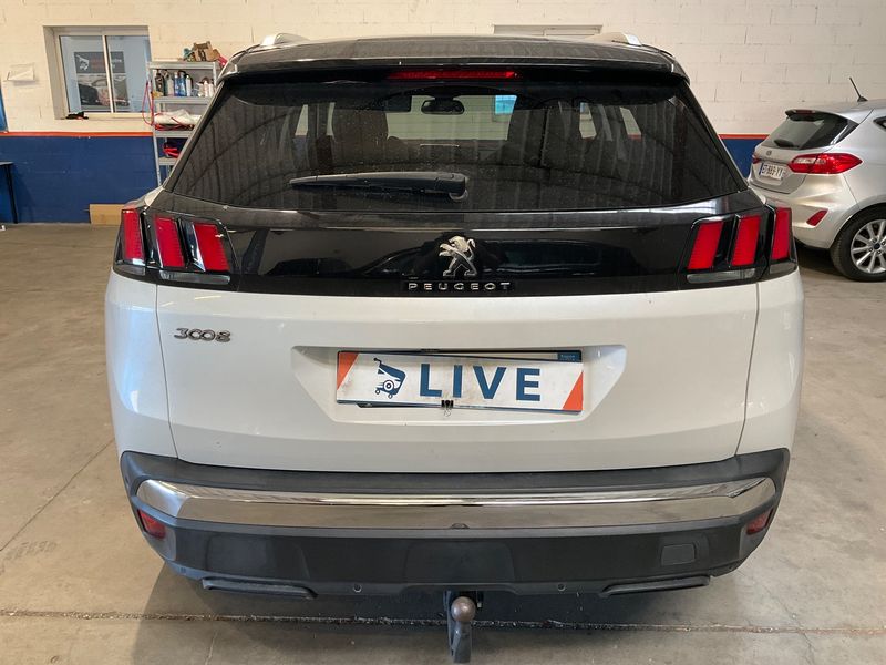 Peugeot 3008 1.2 PureTech Allure Business photo Peugeot 3008 1.2 PureTech Allure Business