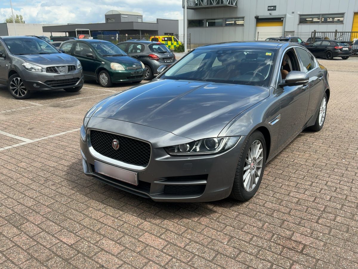 Jaguar XE 2015