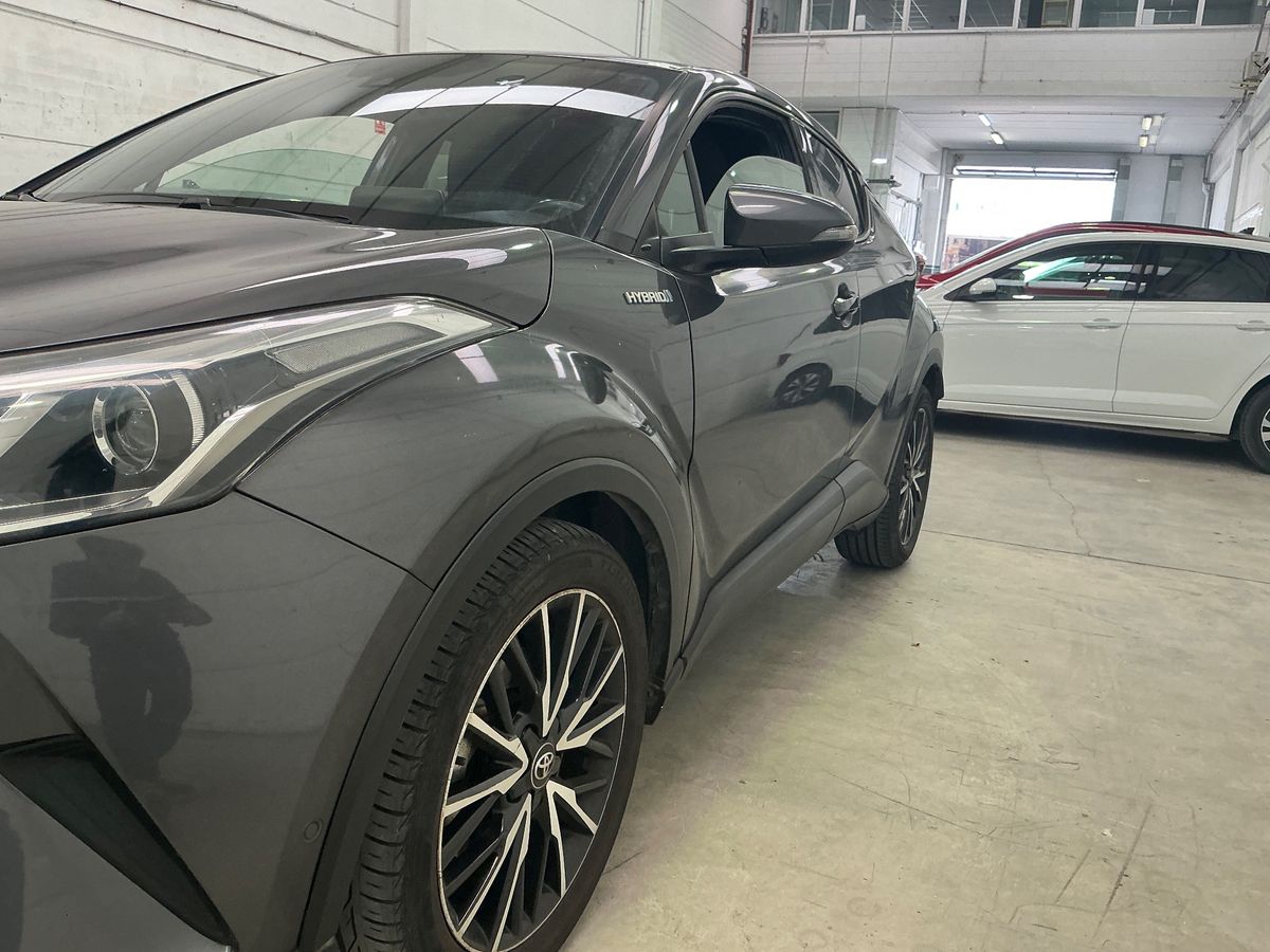 Toyota C-HR d'occasion