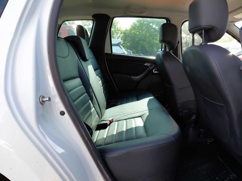 Dacia Duster 1.5 dCi Prestige 4x2 — zdjęcie 14