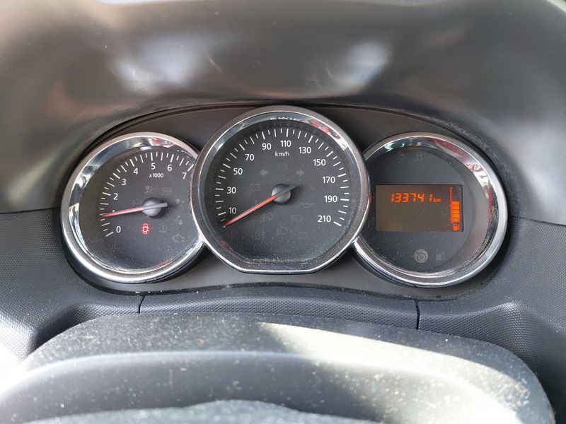 Dacia Duster 1.5 dCi Prestige 4x2 — zdjęcie 12