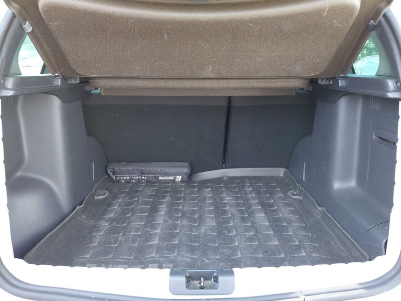 Dacia Duster 1.5 dCi Prestige 4x2 — zdjęcie 9