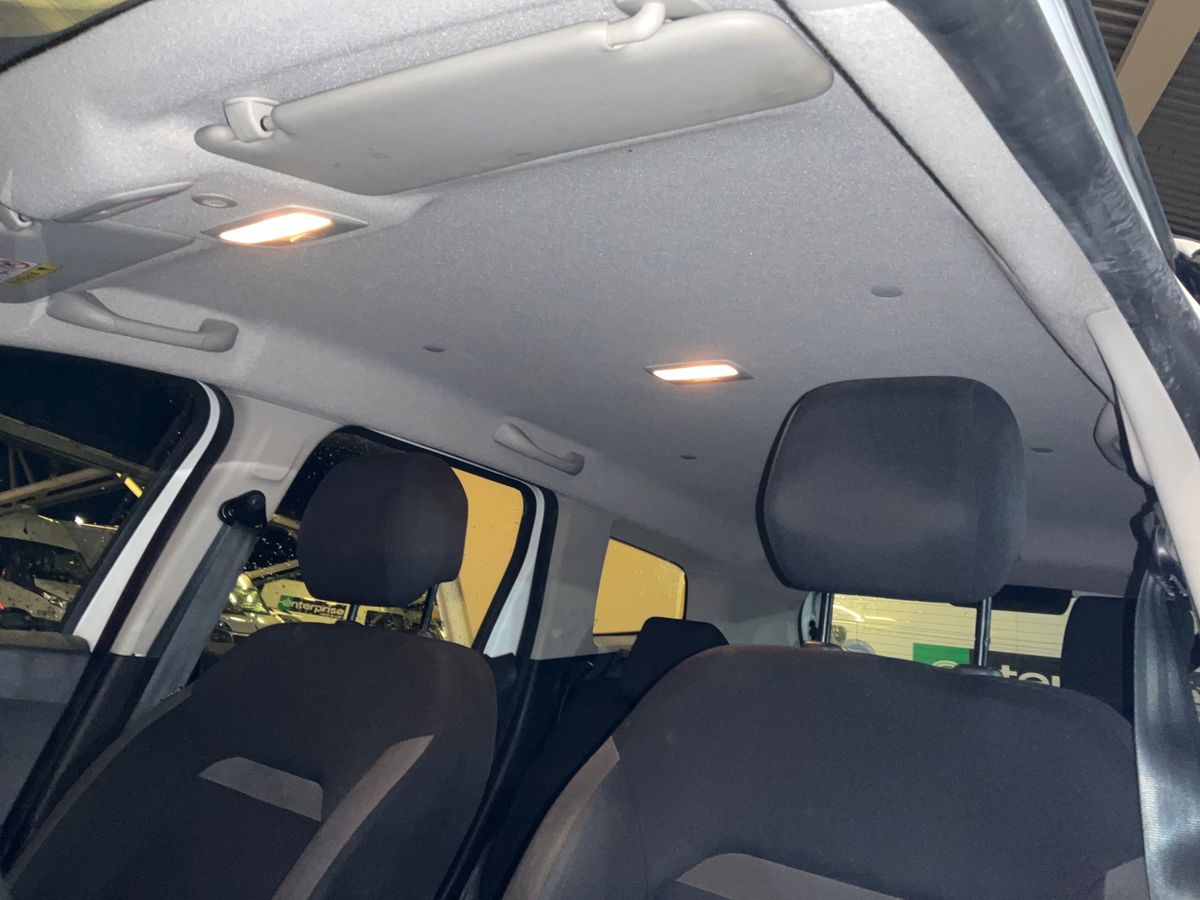 Dacia Duster 2019 — photo 39