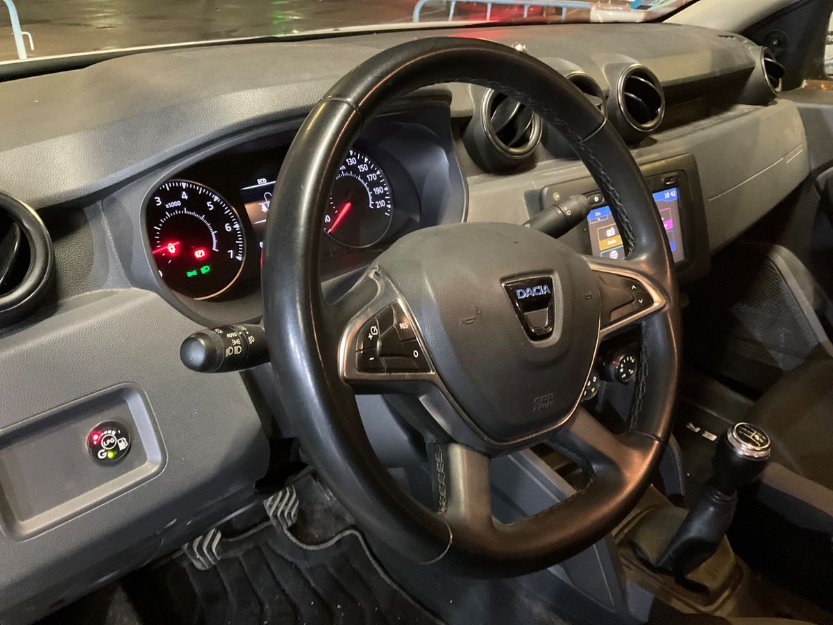 Dacia Duster 2019 — photo 26