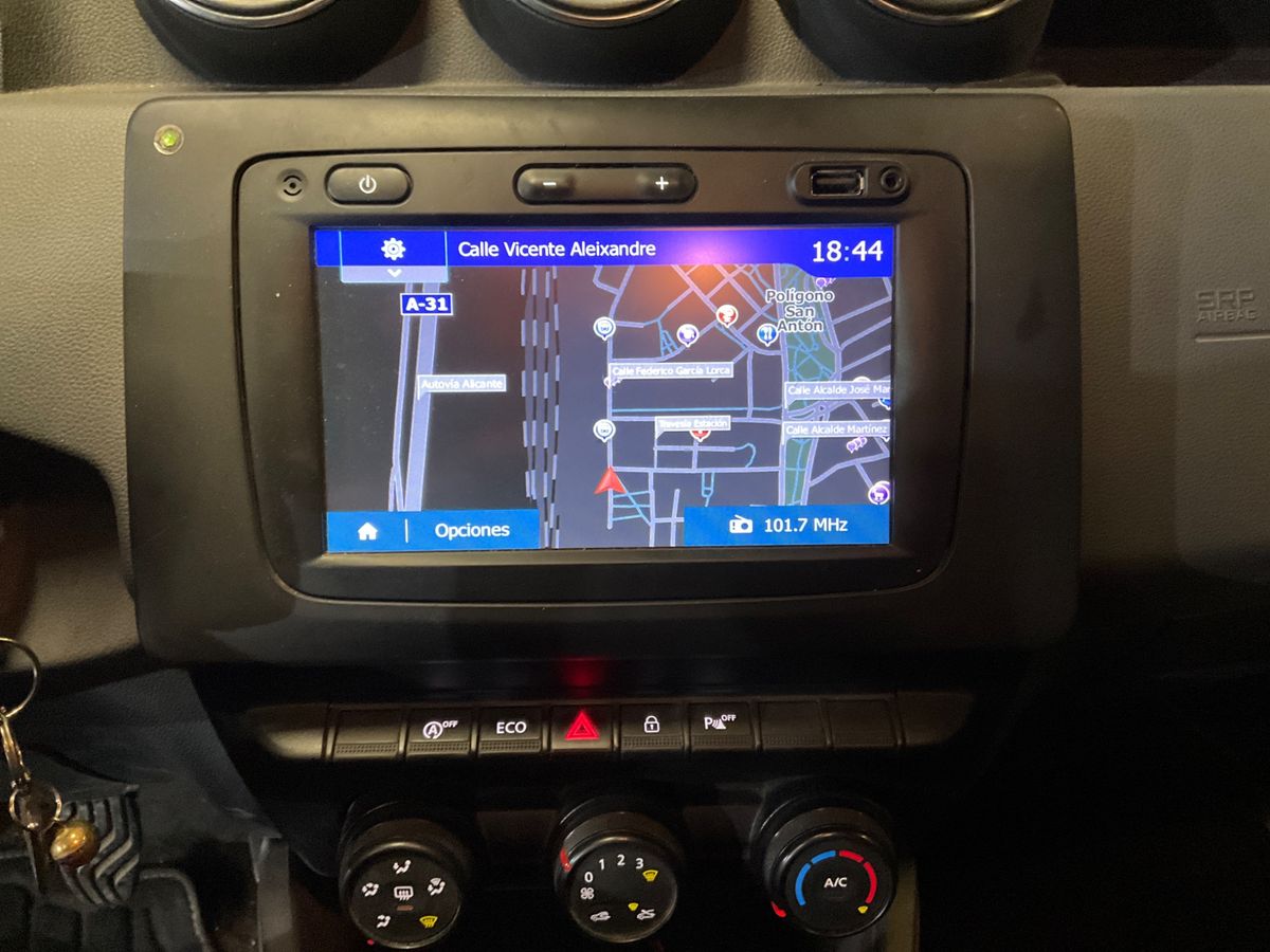 Dacia Duster 2019 — photo 40
