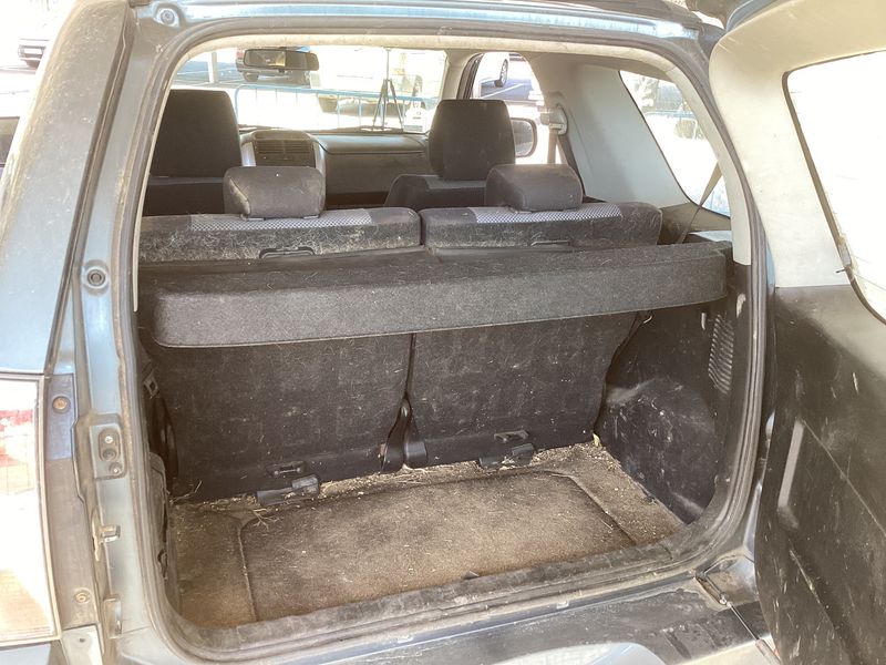 Suzuki Grand Vitara 1.9 DDiS JX — zdjęcie 10