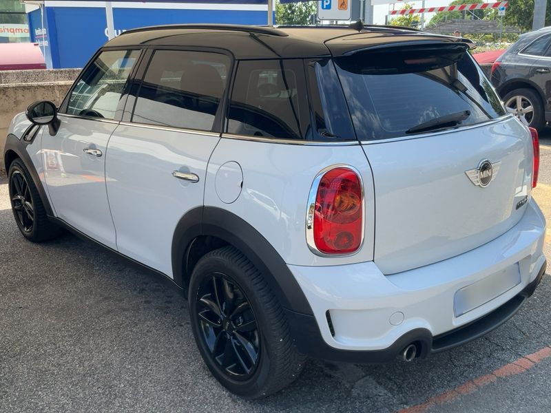 MINI Countryman Cooper S — zdjęcie 3