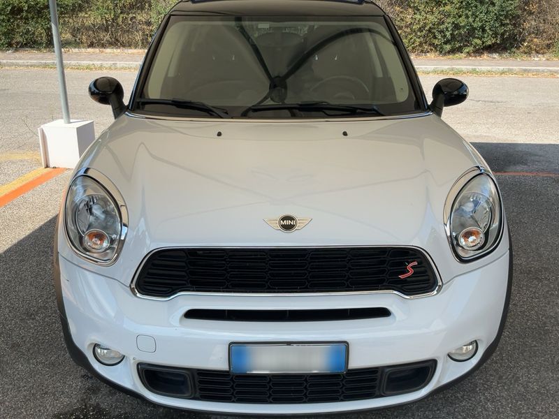 MINI Countryman Cooper S — zdjęcie 9