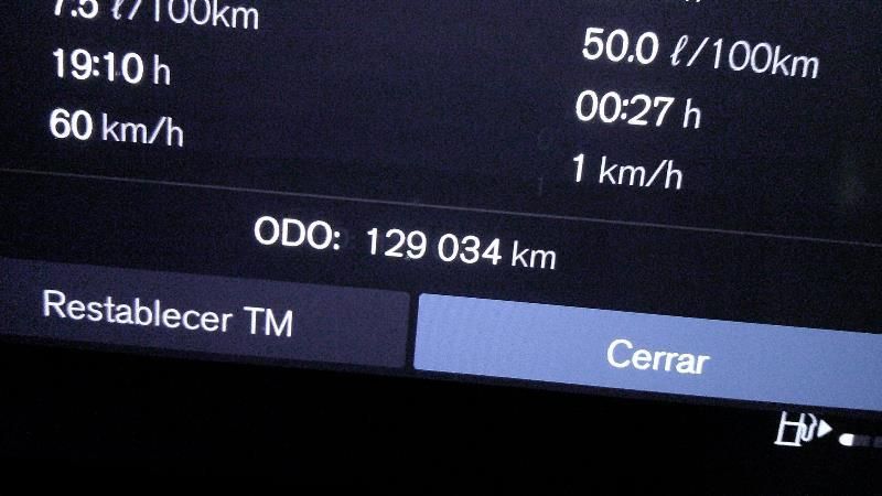 Volvo V60 Cross Country 2.0 B4 Mild-Hybrid Ultimate AWD — zdjęcie 12