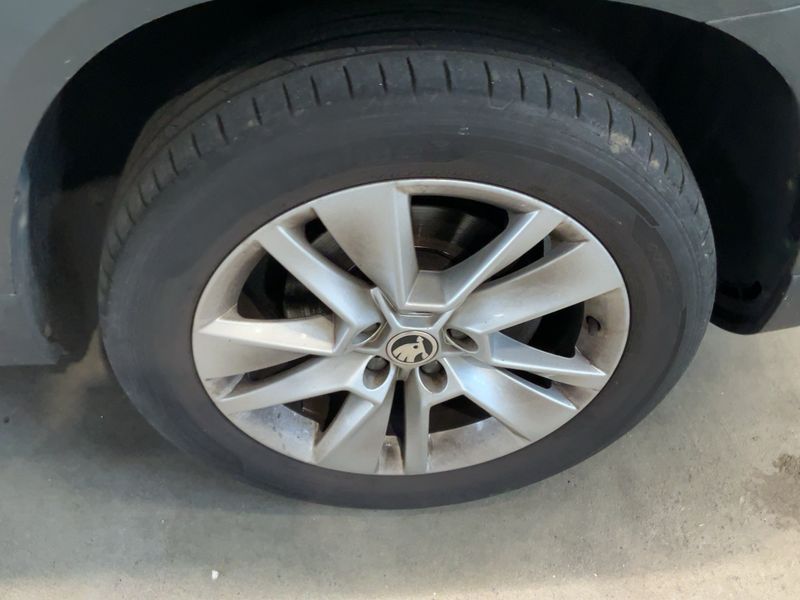 Skoda Karoq 1.6 TDI Ambition 2019 – снимка 11