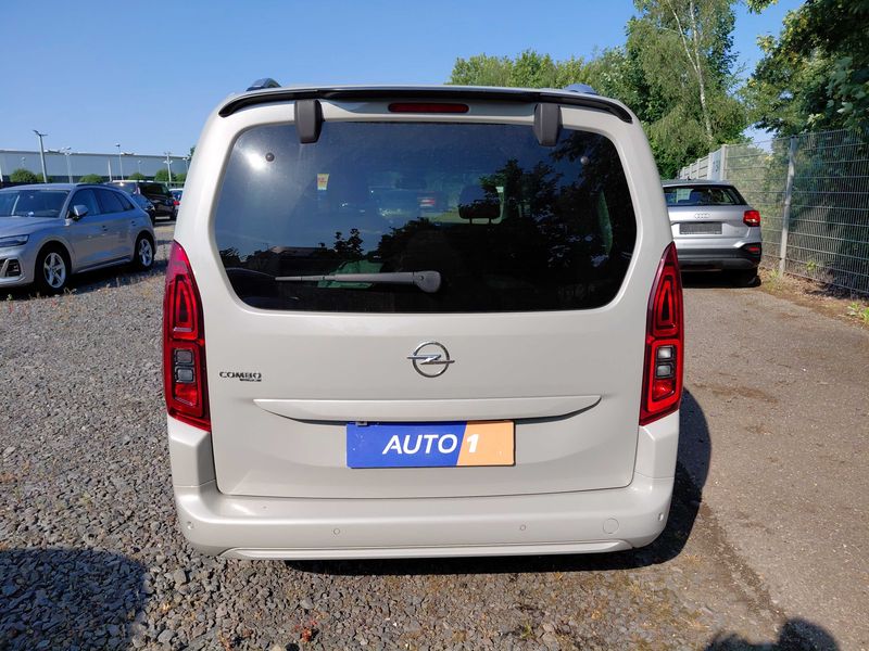 Opel Combo Life 1.2 Turbo INNOVATION — zdjęcie 4