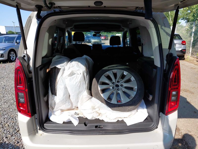 Opel Combo Life 1.2 Turbo INNOVATION — zdjęcie 9