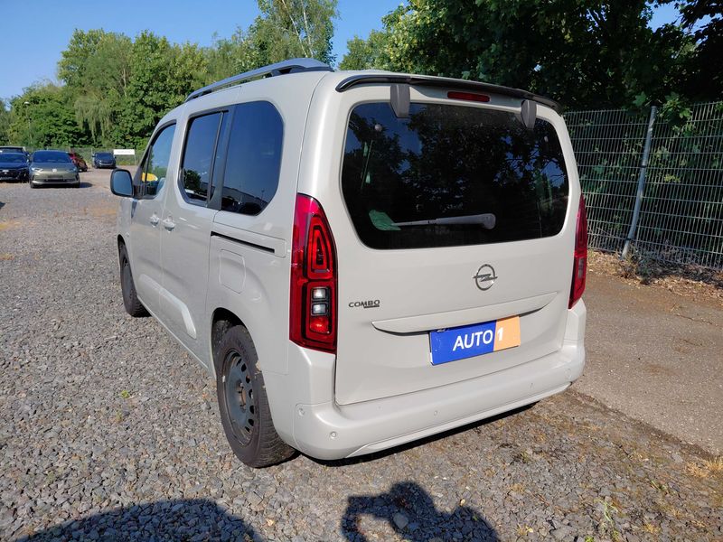 Opel Combo Life 1.2 Turbo INNOVATION — zdjęcie 3