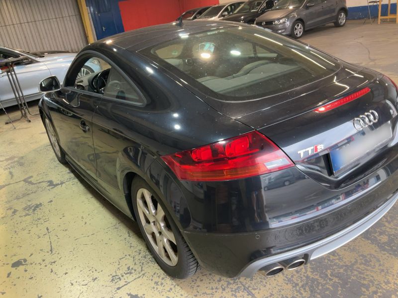 Audi TTS 2.0 TFSI quattro Coupe — zdjęcie 3