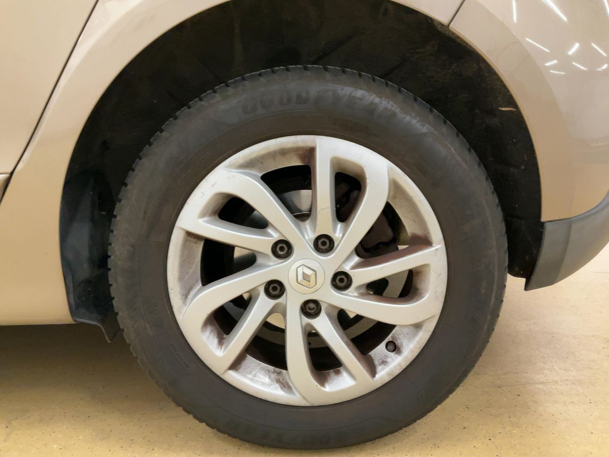 Renault Scenic 2013 — photo 6
