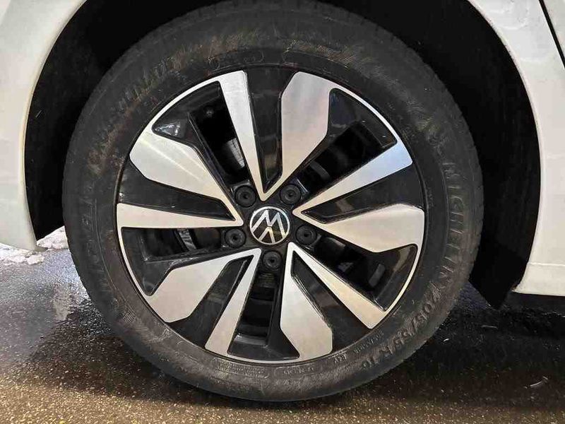 Volkswagen Golf VIII 1.0 TSI Move — zdjęcie 24