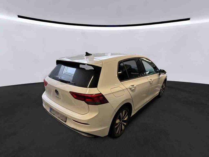 Volkswagen Golf VIII 1.0 TSI Move — zdjęcie 13