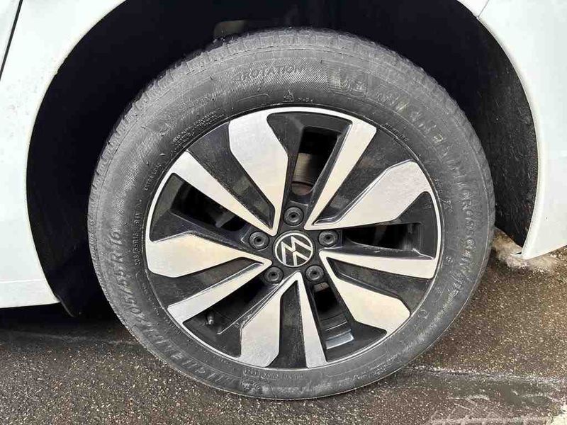 Volkswagen Golf VIII 1.0 TSI Move — zdjęcie 23