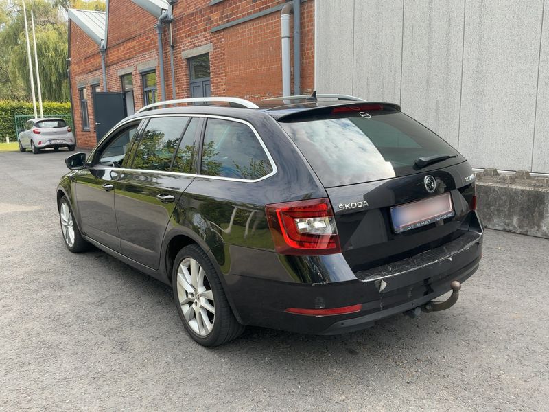 Skoda Octavia 1.6 TDI Style — zdjęcie 3
