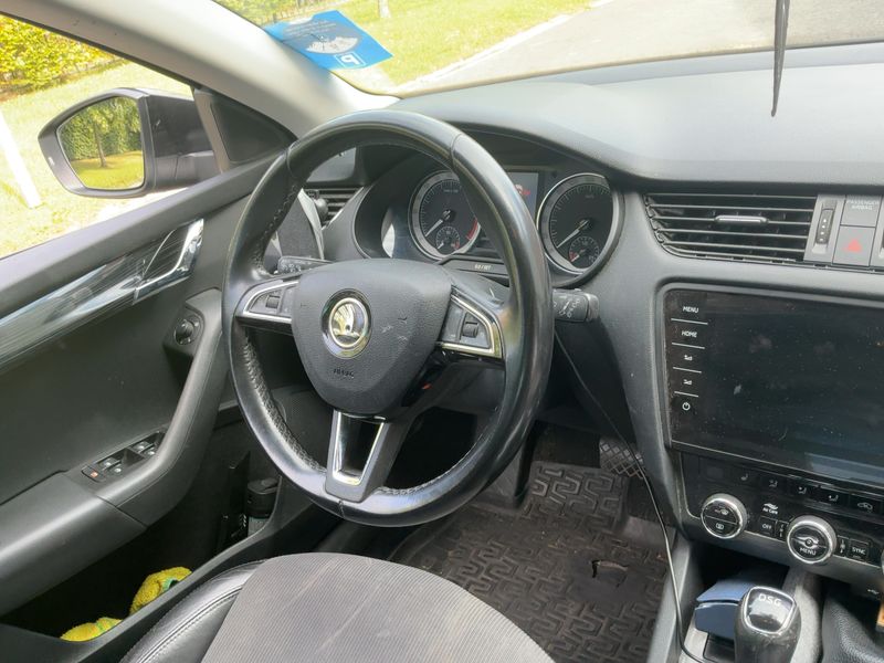 Skoda Octavia 1.6 TDI Style — zdjęcie 13
