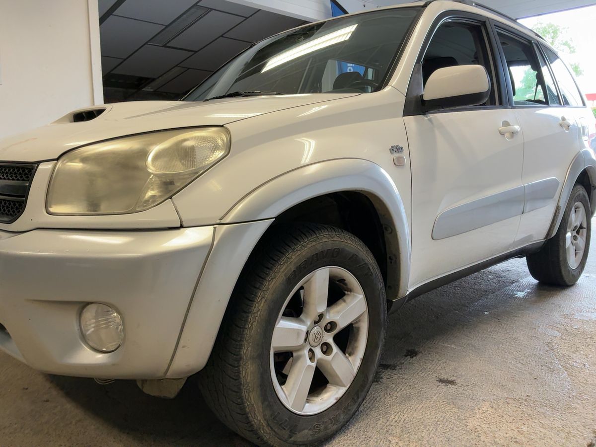 Toyota RAV 4 2.0 D-4D 4x4