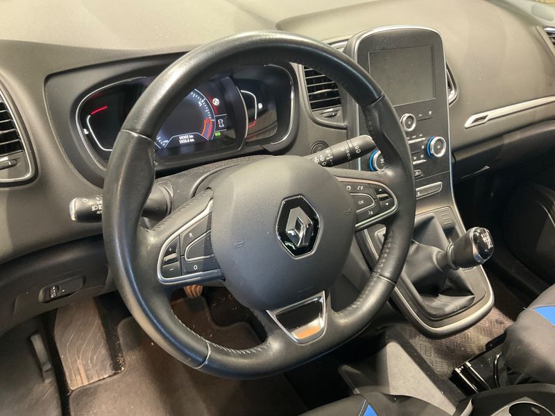 Renault Scenic 1.2 TCe Energy Experience 2017 – снимка 28