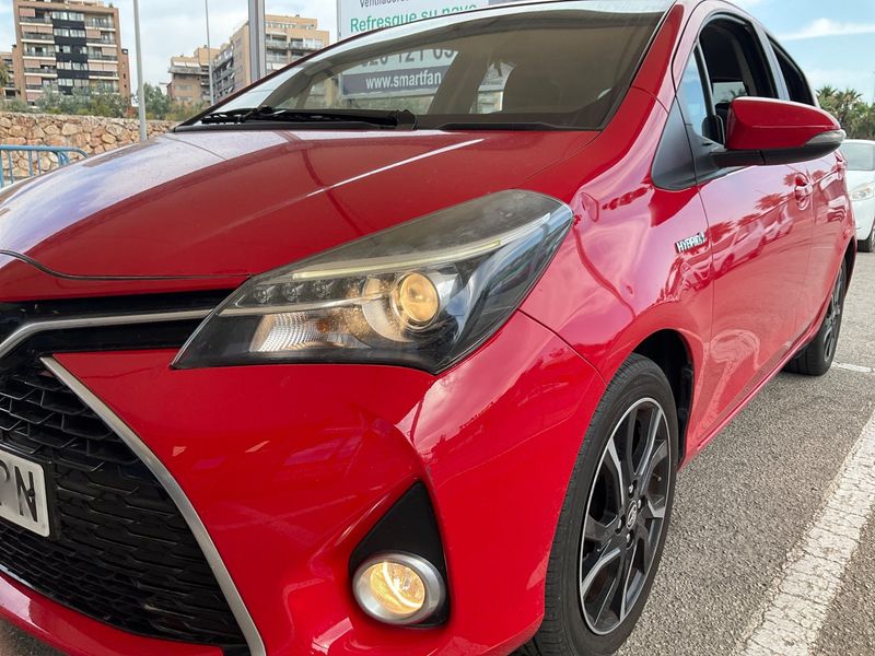 Toyota Yaris 1.5 Hybrid Active 2016 – снимка 2