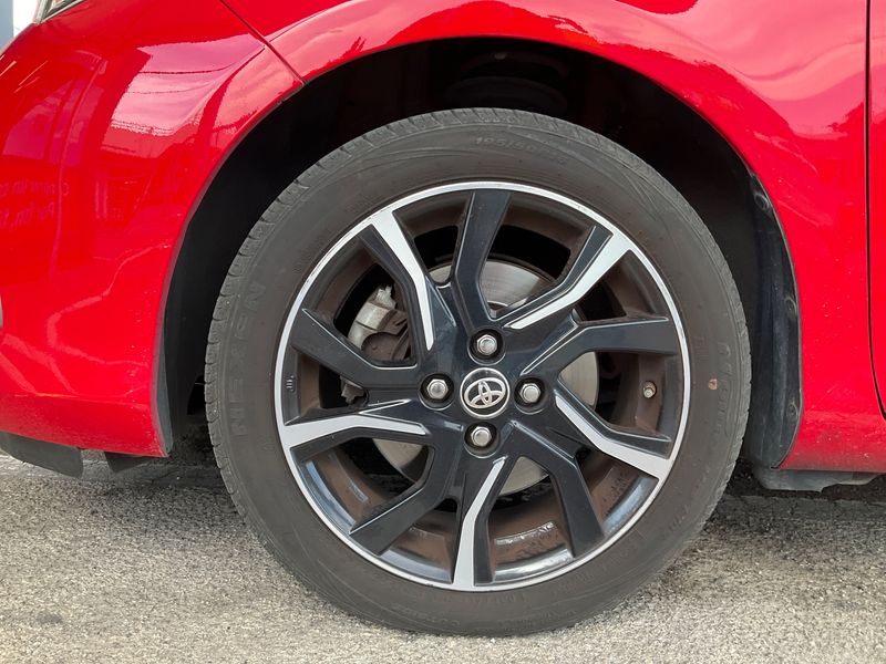 Toyota Yaris 1.5 Hybrid Active 2016 – снимка 3