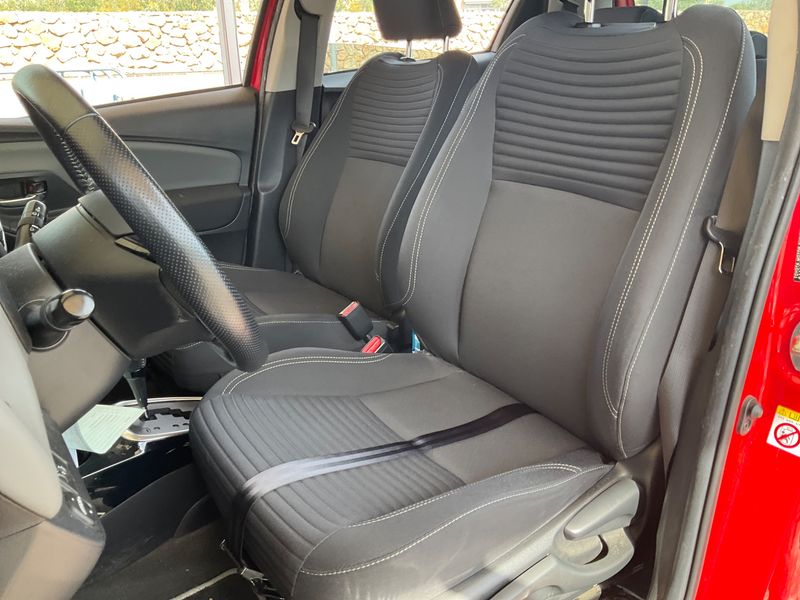 Toyota Yaris 1.5 Hybrid Active 2016 – снимка 24