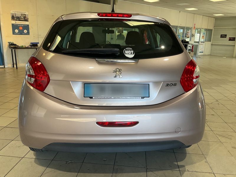 Peugeot 208 1.4 HDi Active — zdjęcie 5