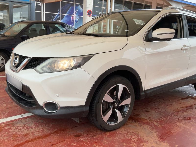 Nissan Qashqai 1.6 dCi N-Connecta — zdjęcie 2