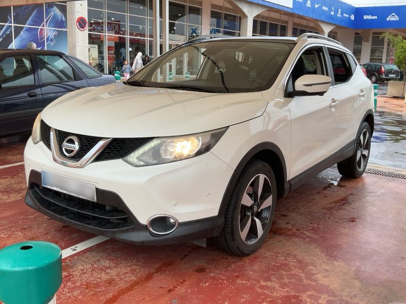 Nissan Qashqai 1.6 dCi N-Connecta — zdjęcie 1