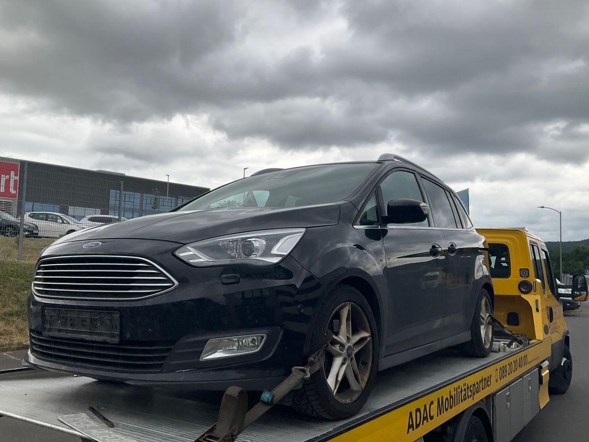 Ford Grand 2019 — photo 1