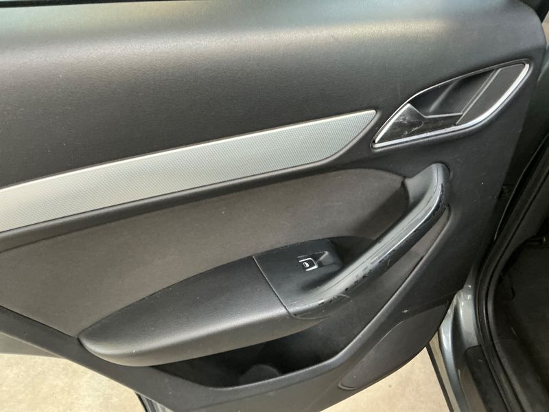 Audi Q3 2.0 TDI 2013 – снимка 30