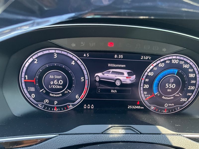 Volkswagen Passat 2.0 TDI Highline 4Motion BlueMotion Tech — zdjęcie 13