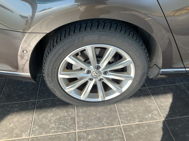Volkswagen Passat 2.0 TDI Highline 4Motion BlueMotion Tech 2015 – снимка 9